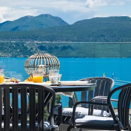 Endless Blue Maisonette דירה *