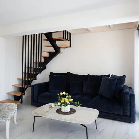 Endless Blue Maisonette Nikiana