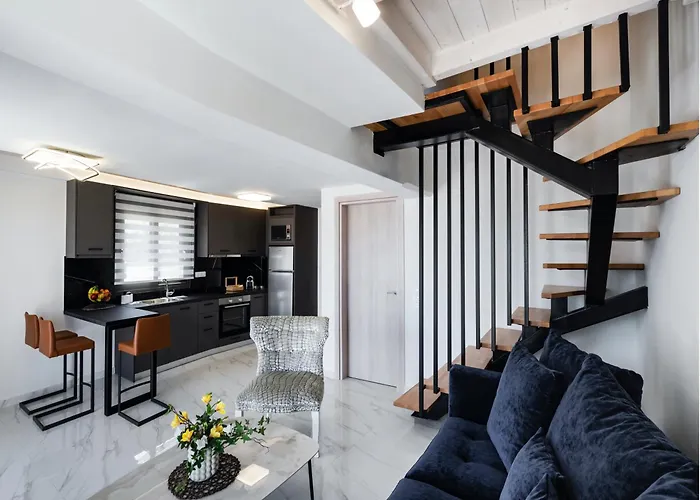 Endless Blue Maisonette *