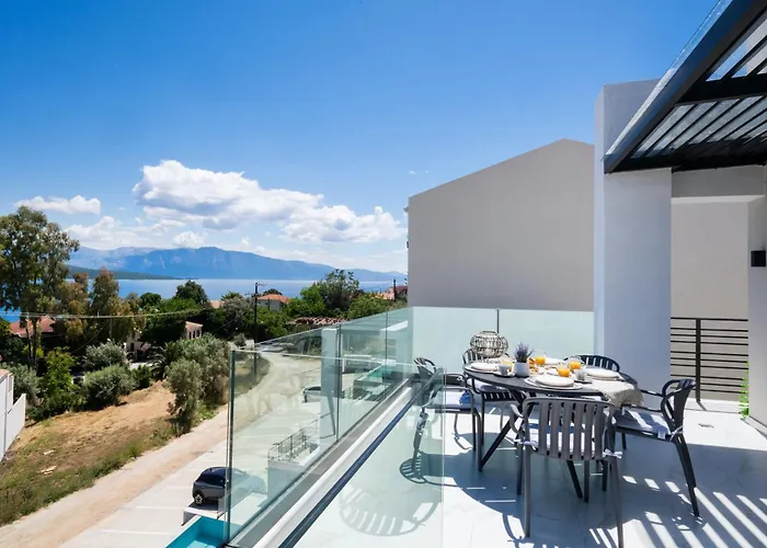Endless Blue Maisonette Apartment Nikiana